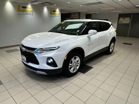 Used 2020 Chevrolet Blazer LT FWD image 2