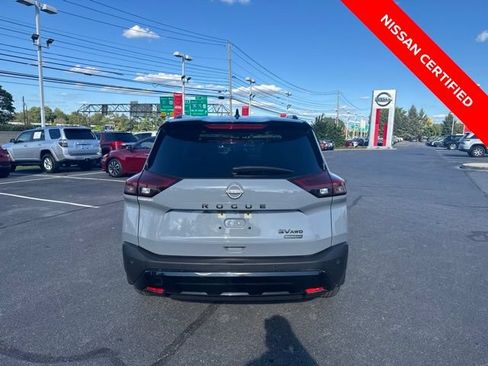 Certified 2023 Nissan Rogue SV w/ SV Premium B Package AWD/4WD image 7