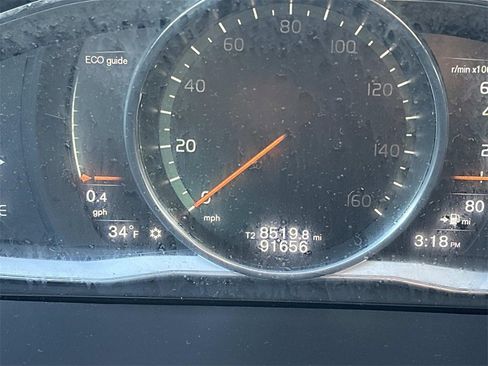 Used 2017 Volvo V60 T5 Cross Country w/ Convenience Package image 22