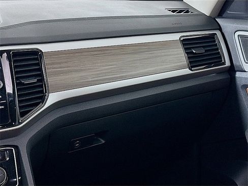 Used 2023 Volkswagen Atlas SEL image 24