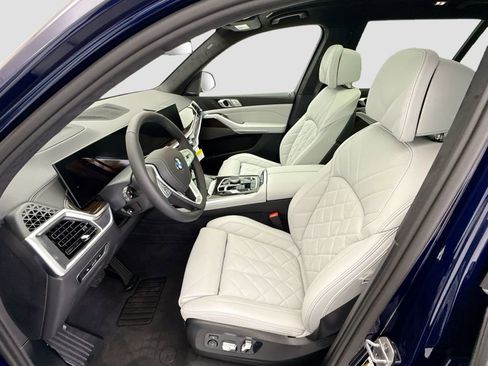 New 2026 BMW X7 xDrive40i AWD/4WD image 18