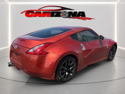 Used 2016 Nissan 370Z Coupe RWD image 5