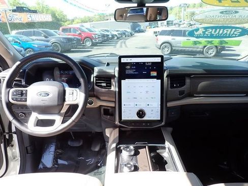 Certified 2024 Ford Expedition Limited AWD/4WD image 22