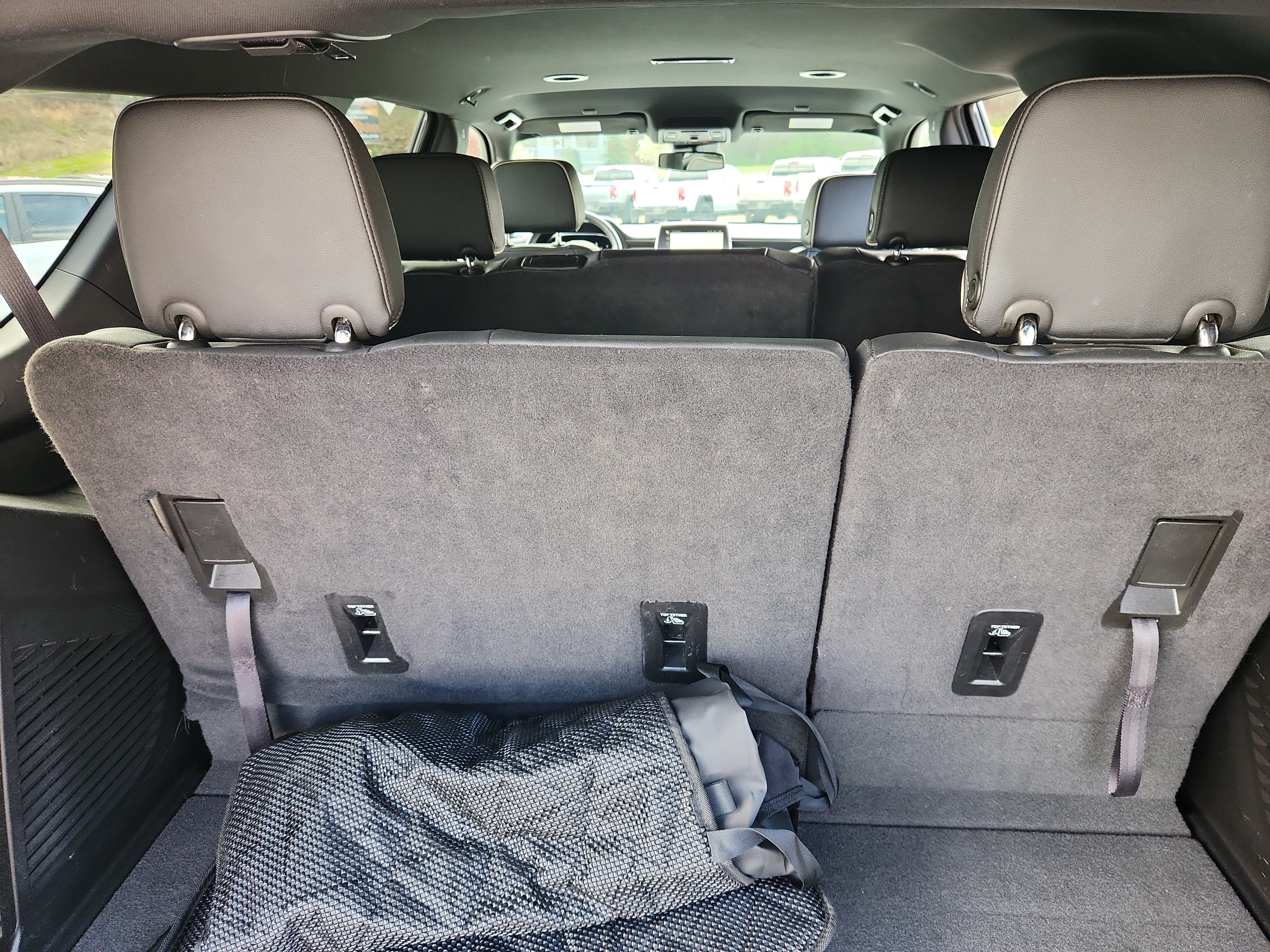 Used 2024 GMC Yukon SLT AWD/4WD image 44