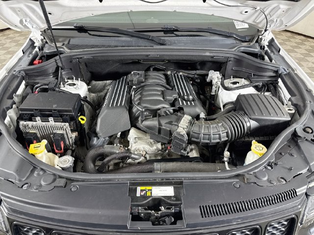 Used 2019 Jeep Grand Cherokee SRT AWD/4WD image 30