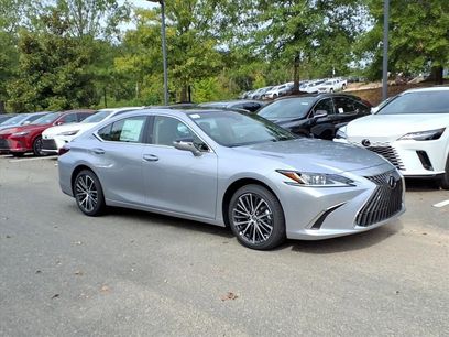 New 2025 Lexus ES 350 w/ Premium Package