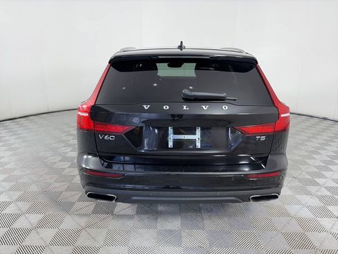 Used 2020 Volvo V60 T5 Cross Country AWD/4WD image 6