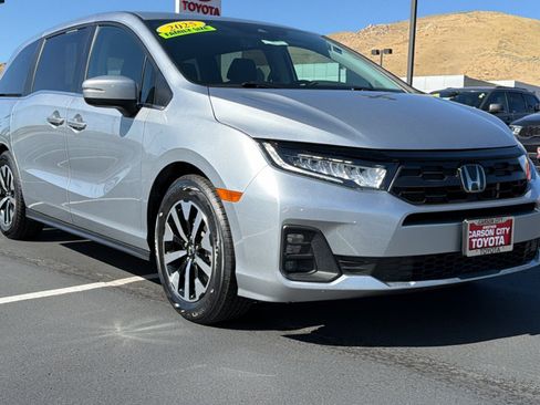 Used 2025 Honda Odyssey EX-L image 1