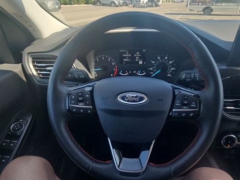 Certified 2022 Ford Escape SEL w/ SEL Stealth AWD Package image 15