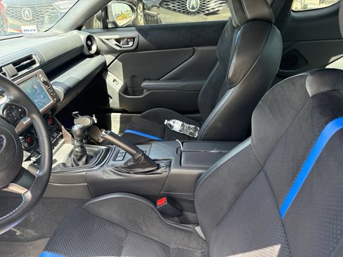 Used 2025 Subaru BRZ tS RWD image 7