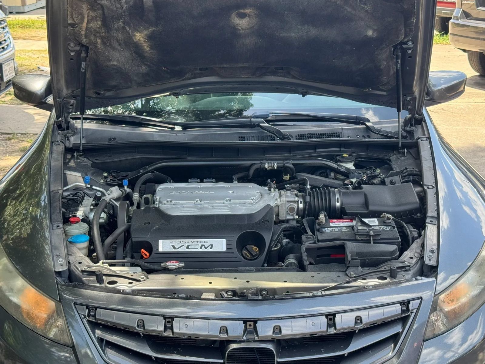 Used 2012 Honda Accord EX-L image 11