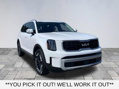 Used 2024 Kia Telluride EX w/ EX Captain's Chair Package