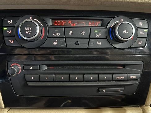 Used 2014 BMW X1 sDrive28i RWD image 20