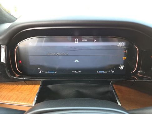 Used 2022 Jeep Grand Wagoneer Series III image 24