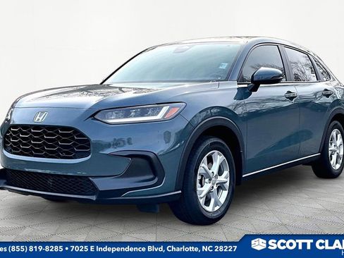 Certified 2025 Honda HR-V LX image 3