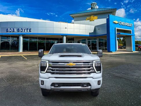 New 2026 Chevrolet Silverado 3500 High Country AWD/4WD image 9