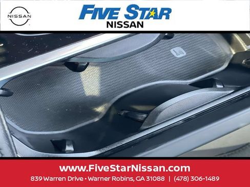 Used 2024 Volvo XC60 B5 Plus w/ Protection Package Premier AWD/4WD image 30