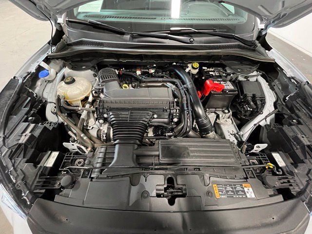 Used 2025 Ford Escape ST-Line Select AWD/4WD image 27