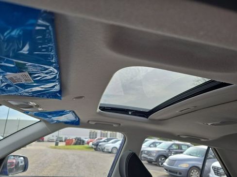 New 2026 Hyundai Venue SEL image 7