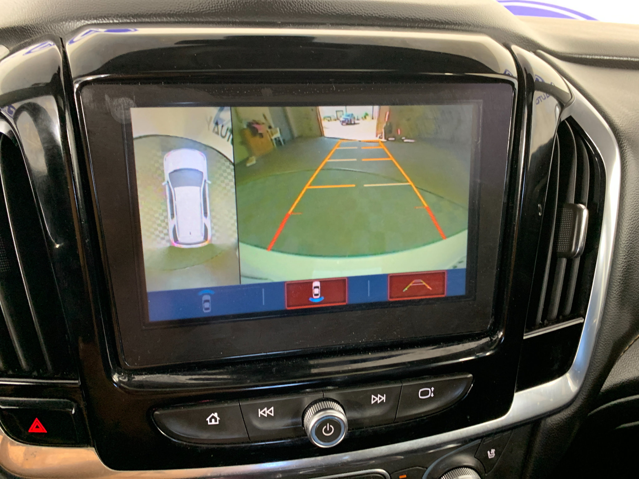 Used 2019 Chevrolet Traverse Premier AWD/4WD image 27