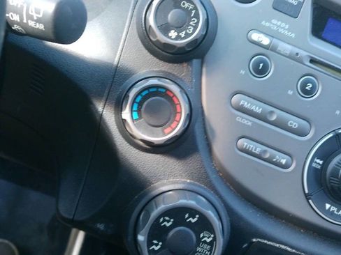 Used 2012 Honda Fit image 37