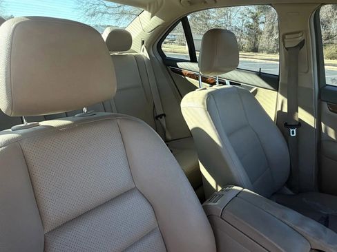 Used 2012 Mercedes-Benz C 300 4MATIC Sedan image 7