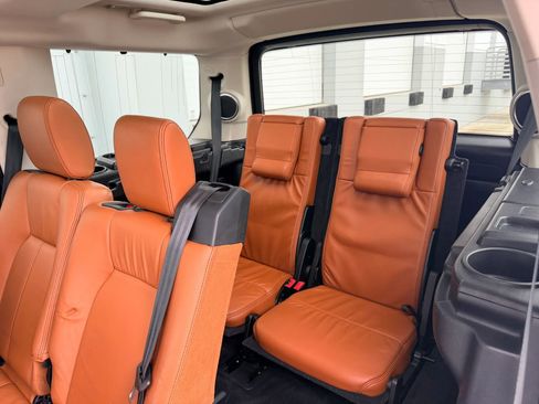 Used 2016 Land Rover LR4 HSE LUX image 13