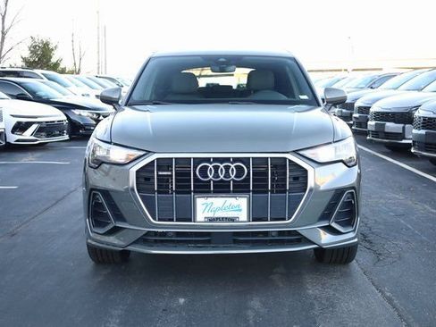 Used 2022 Audi Q3 2.0T Premium image 3