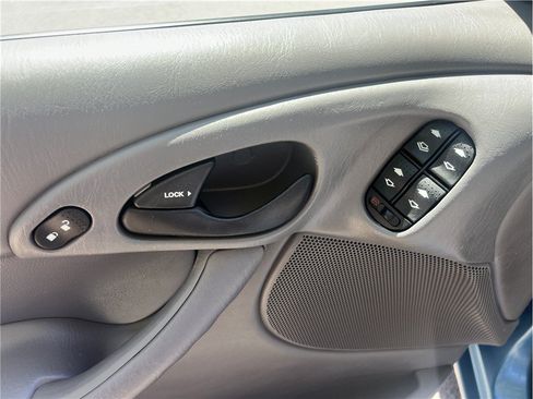 Used 2000 Ford Focus SE FWD image 23