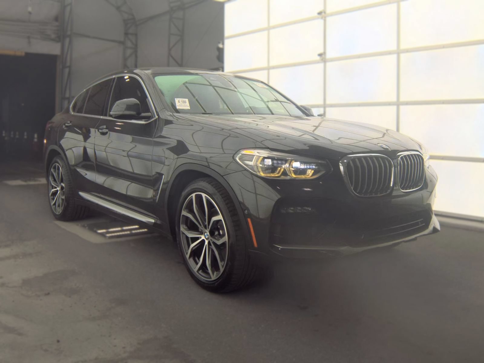 Used 2020 BMW X4 xDrive30i w/ Executive Package AWD/4WD image 4