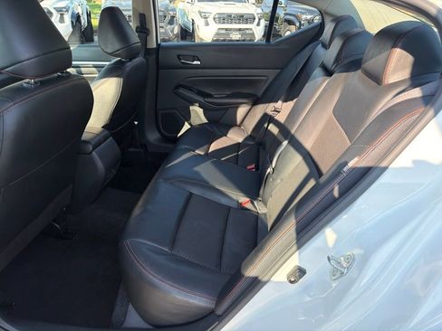 Used 2024 Nissan Altima 2.5 SR FWD image 20