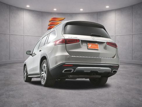 Used 2022 Mercedes-Benz GLS 450 4MATIC image 54