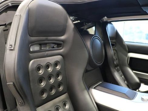 Used 2005 Ford GT RWD image 9
