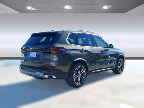 Used 2026 BMW X5 sDrive40i w/ Premium Package RWD image 9