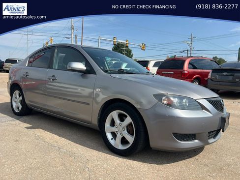 Used 2006 MAZDA MAZDA3 i Touring FWD image 3