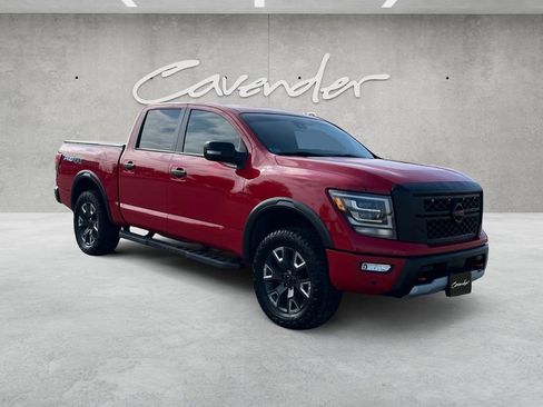 Used 2022 Nissan Titan PRO-4X w/ Pro-4x Convenience Package image 2