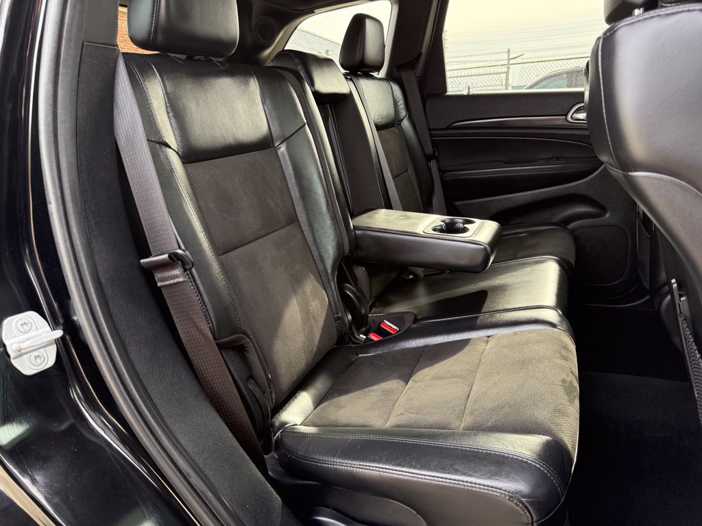 Used 2020 Jeep Grand Cherokee Altitude AWD/4WD image 23