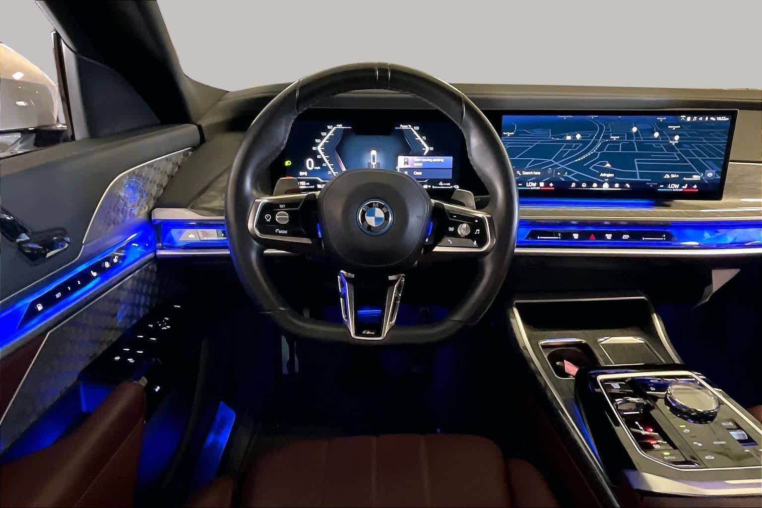 Used 2024 BMW 750e xDrive w/ Executive Package AWD/4WD image 5