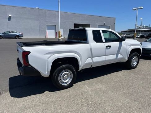 Used 2025 Toyota Tacoma SR RWD image 5