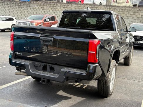 Used 2024 Toyota Tacoma SR5 image 6