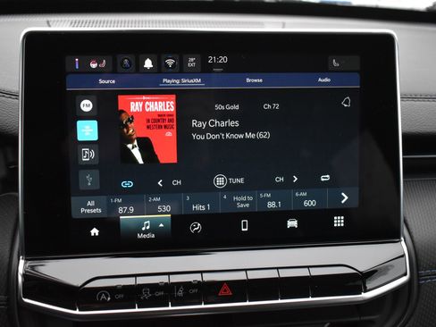 New 2026 Jeep Compass Latitude image 25