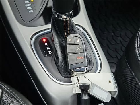 Used 2021 Jeep Compass Latitude w/ Convenience Group image 35