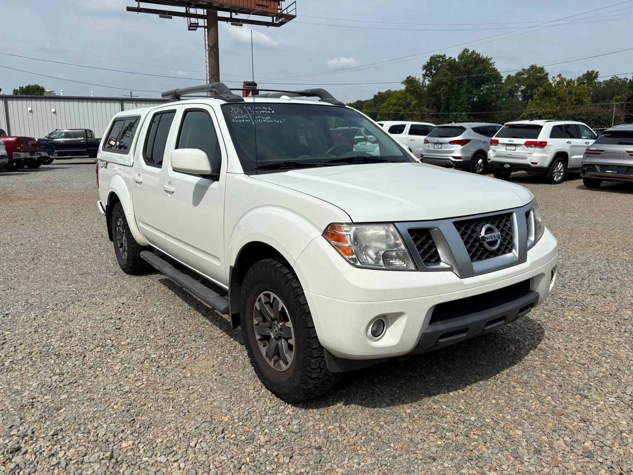 Used 2015 Nissan Frontier PRO-4X w/ Pro-4x Luxury Package AWD/4WD image 6