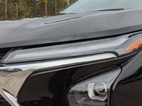 New 2025 Chevrolet Trax LT w/ Driver Confidence Package image 31