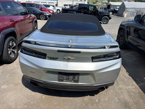 Used 2017 Chevrolet Camaro SS RWD image 5