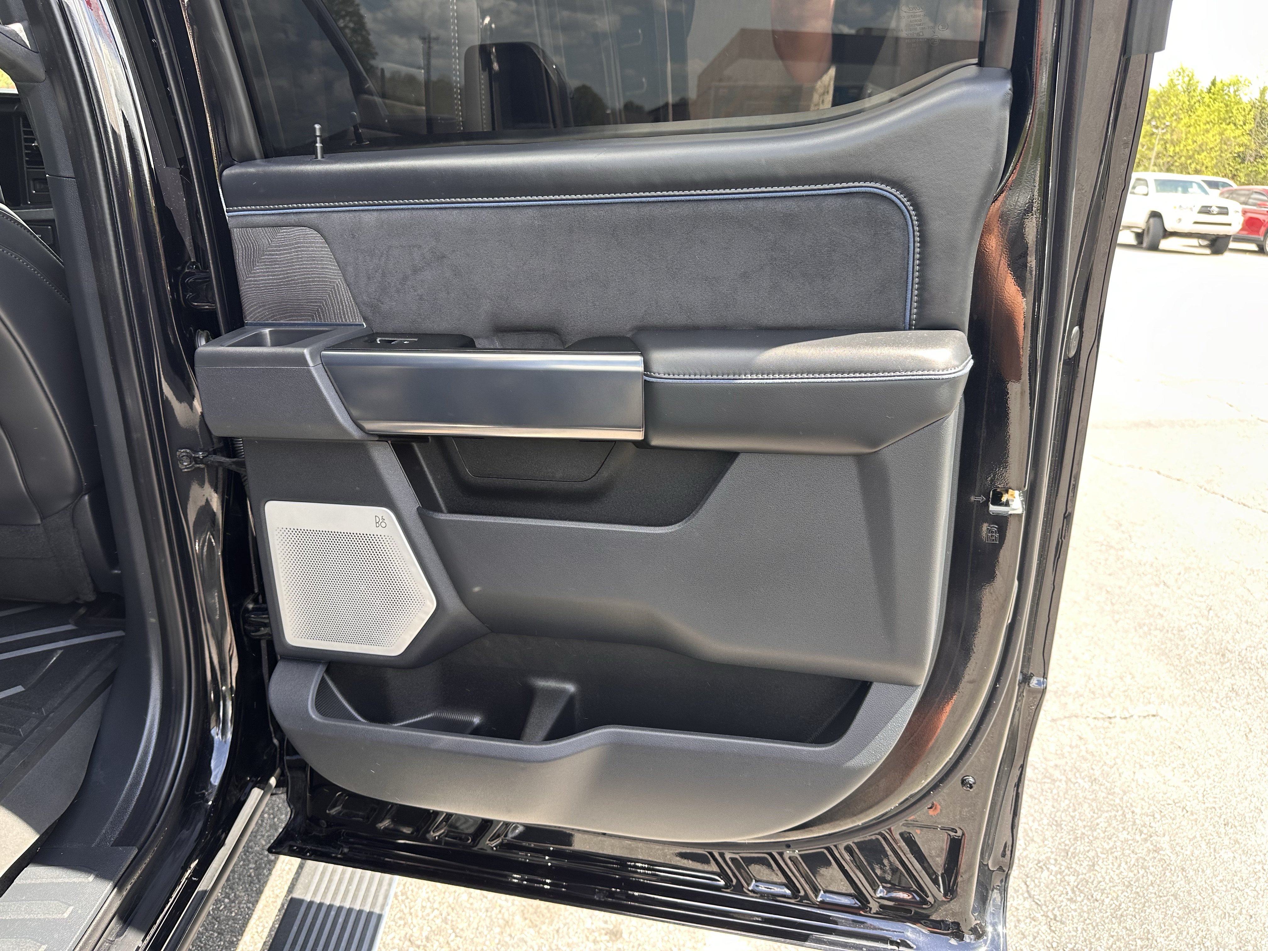 Used 2025 Ford F250 Platinum AWD/4WD image 17
