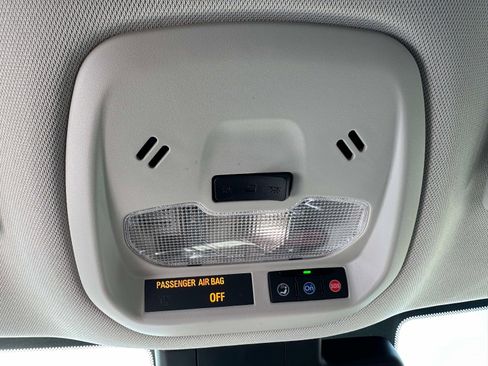 Used 2024 Chevrolet Trax LT w/ Driver Confidence Package image 30