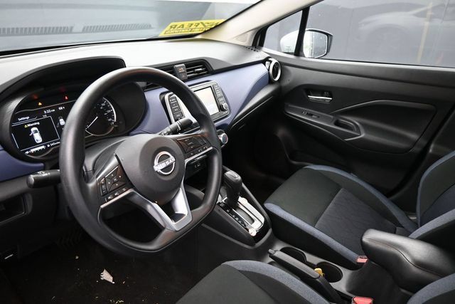 Used 2024 Nissan Versa SV FWD image 19