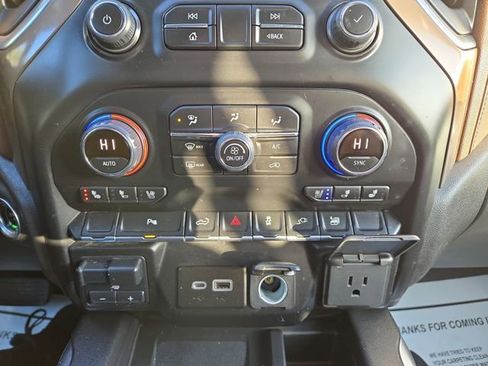 Used 2021 Chevrolet Silverado 1500 High Country image 24