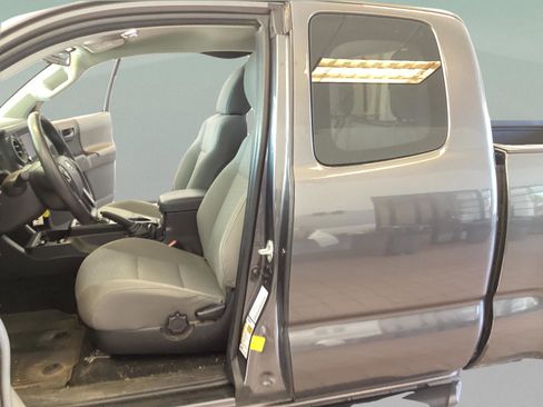 Used 2023 Toyota Tacoma SR w/ SR Convenience Package AWD/4WD image 23